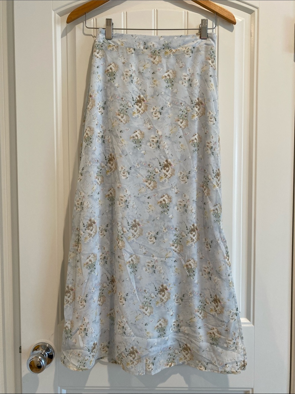 Baevely Light Blue Floral A-Line Maxi Skirt